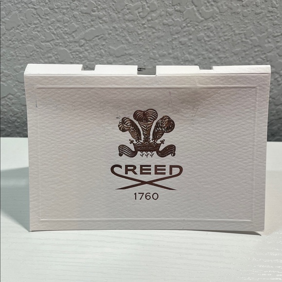 Creed Other - Creed White Box with Brown Embossed Crest